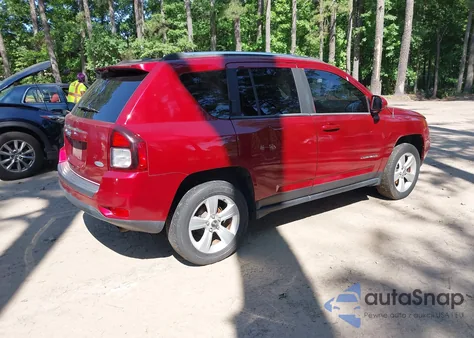 2014 Jeep Compass Latitude из США, поврежденный, VIN 1C4NJDEB2ED517403